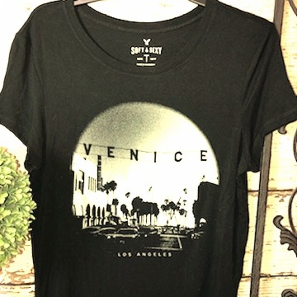 AMERICAN EAGLE OUTFITTERS Tops - Soft & Sexy Tee from AEO Short Sleeve Sz L